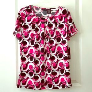 ⬇️ NWT - Women’s Small Pink & Black Patterned Top